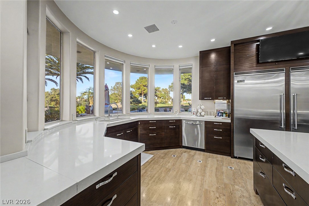 46 Gulf Stream Court Las Vegas NV 89113