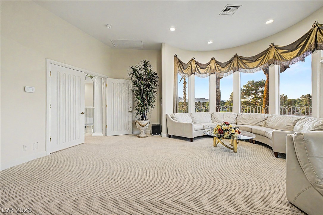 46 Gulf Stream Court Las Vegas NV 89113