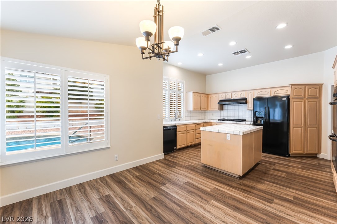 7901 Magnolia Glen Avenue Las Vegas NV 89128
