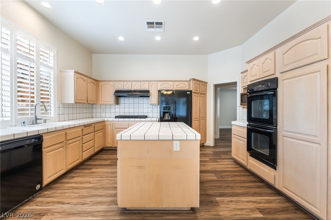7901 Magnolia Glen Avenue Las Vegas NV 89128