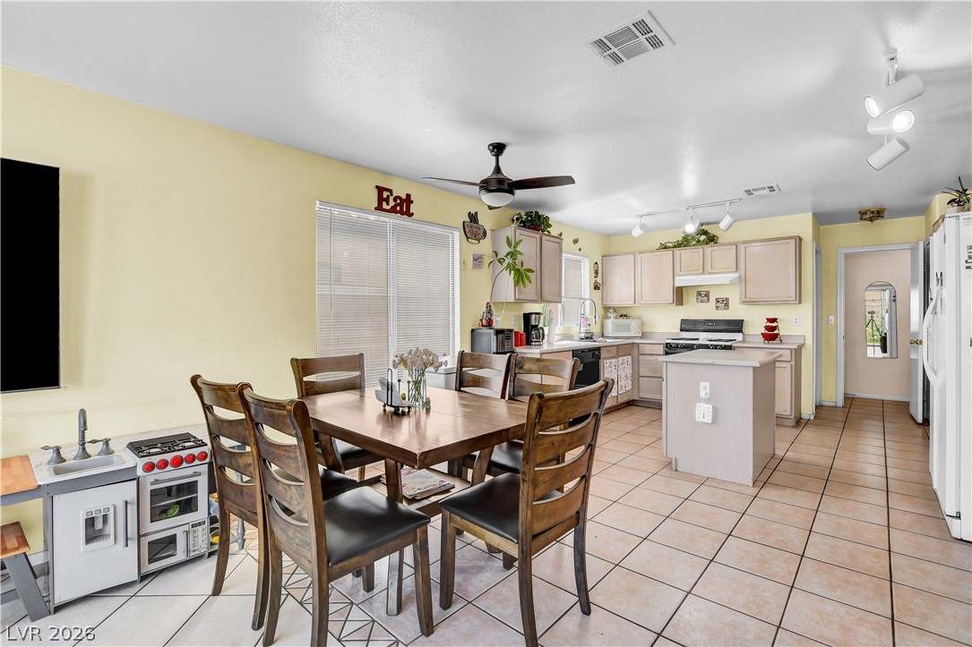 4612 Silver Shore Court North Las Vegas NV 89081
