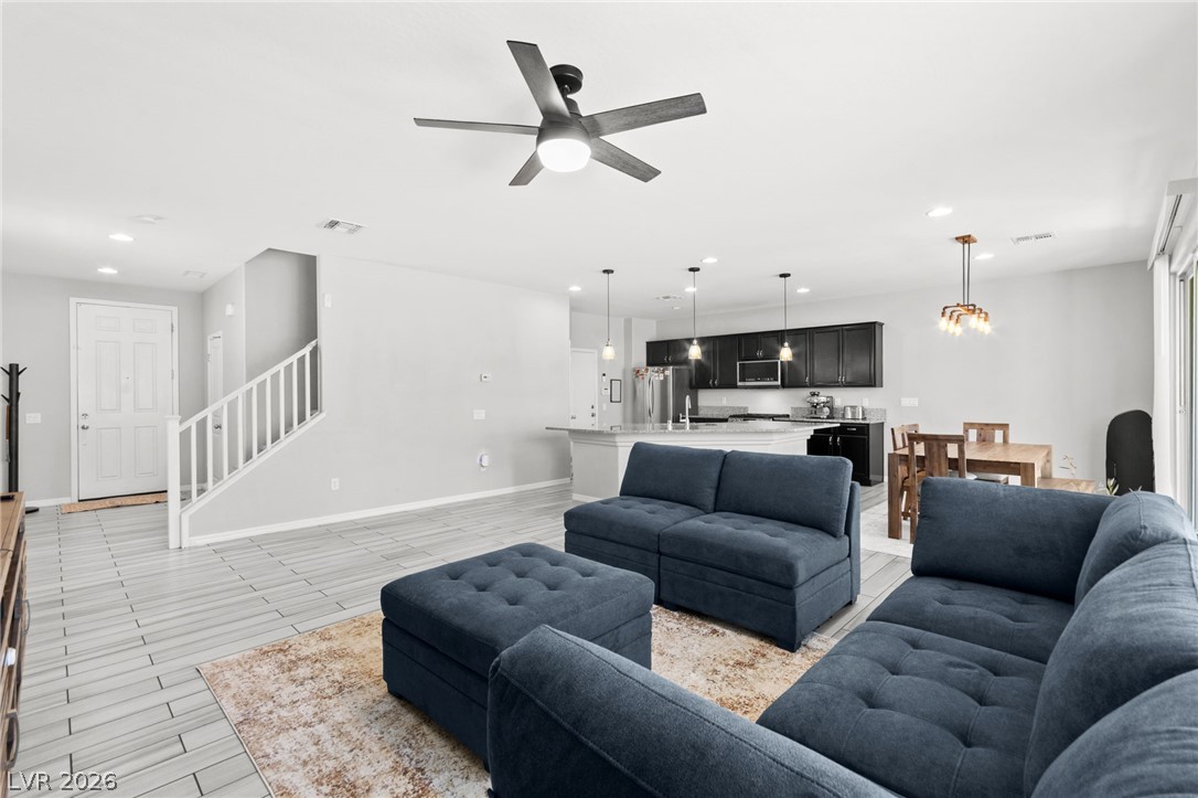8106 Diggy Avenue Las Vegas NV 89113