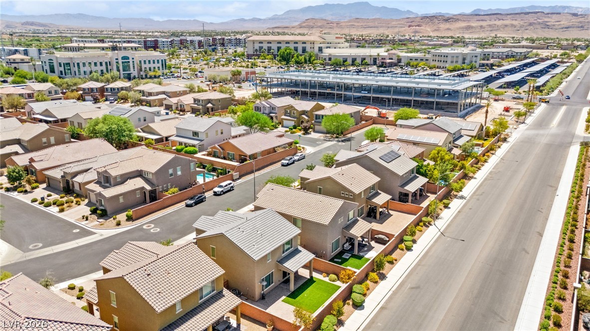8106 Diggy Avenue Las Vegas NV 89113