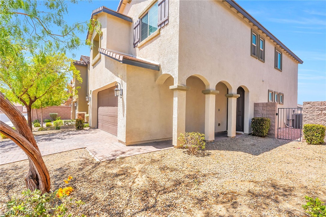 1270 Smokey Valley Lane Henderson NV 89002