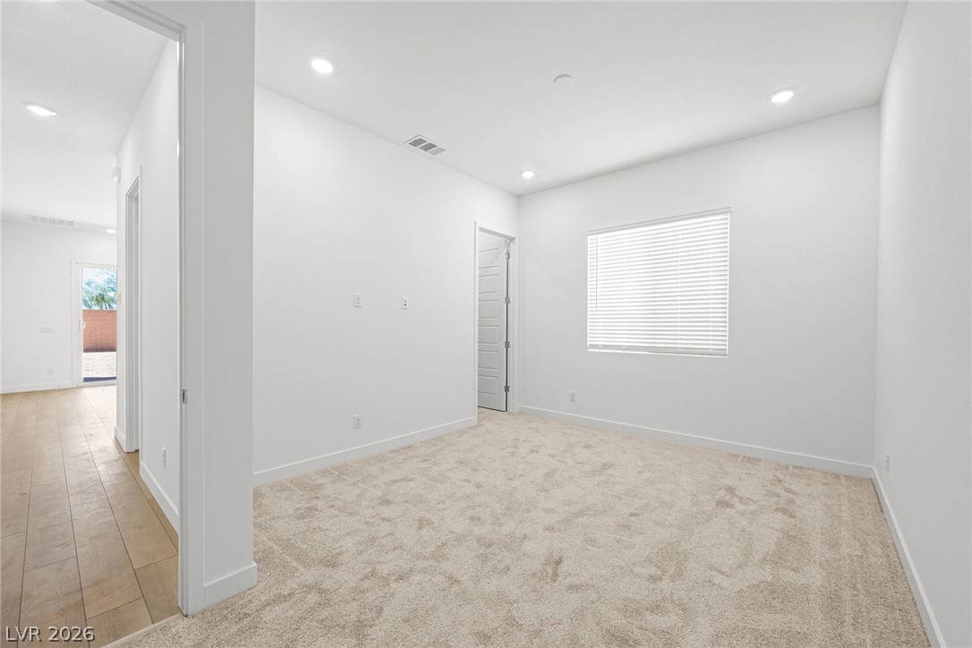 9983 Decano Ridge Street Las Vegas NV 89141