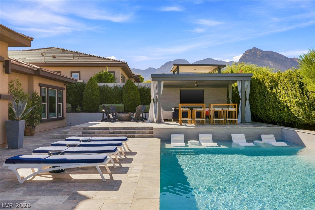 12448 Claymore Highland Avenue Las Vegas NV 89138