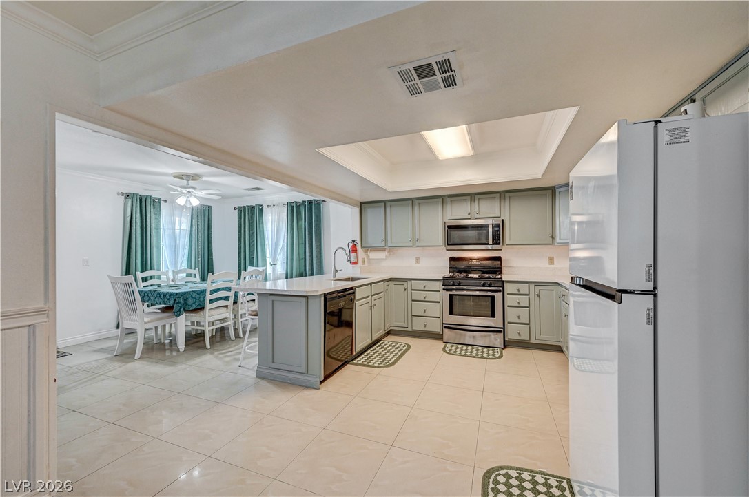 4445 Palencia Avenue Las Vegas NV 89121