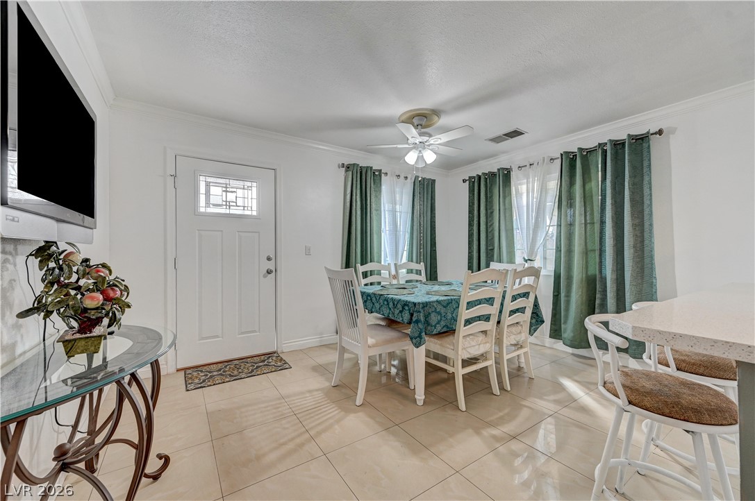 4445 Palencia Avenue Las Vegas NV 89121