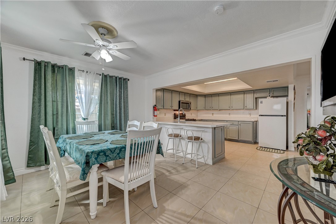 4445 Palencia Avenue Las Vegas NV 89121
