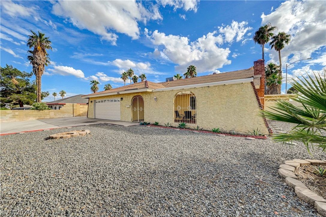 4445 Palencia Avenue Las Vegas NV 89121