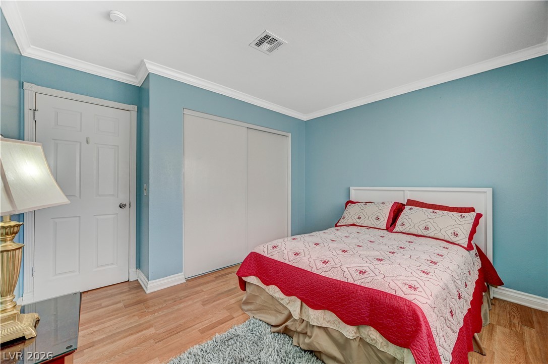 4445 Palencia Avenue Las Vegas NV 89121