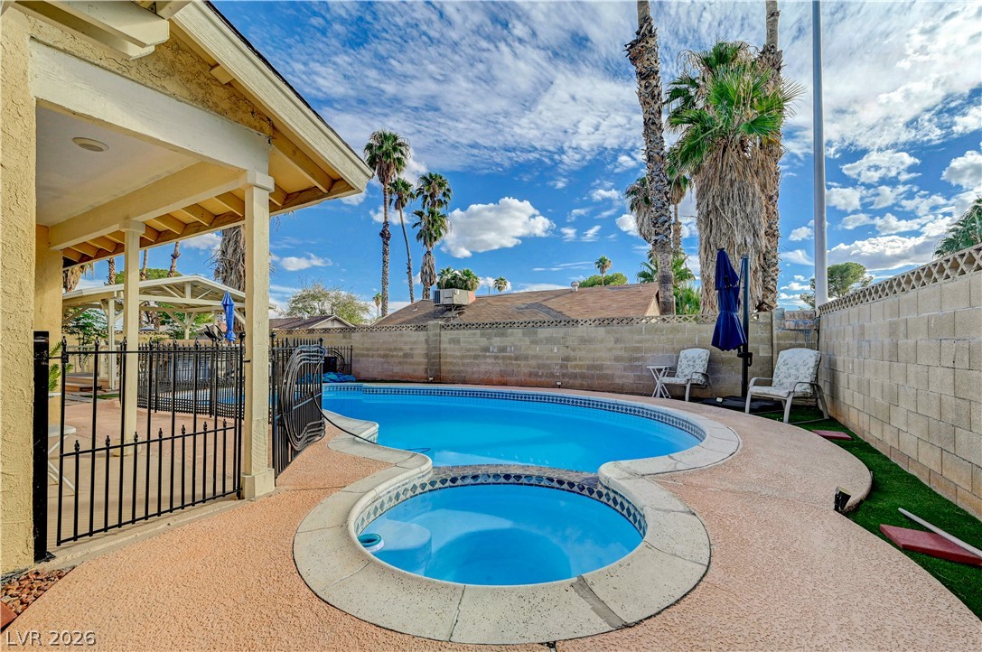 4445 Palencia Avenue Las Vegas NV 89121