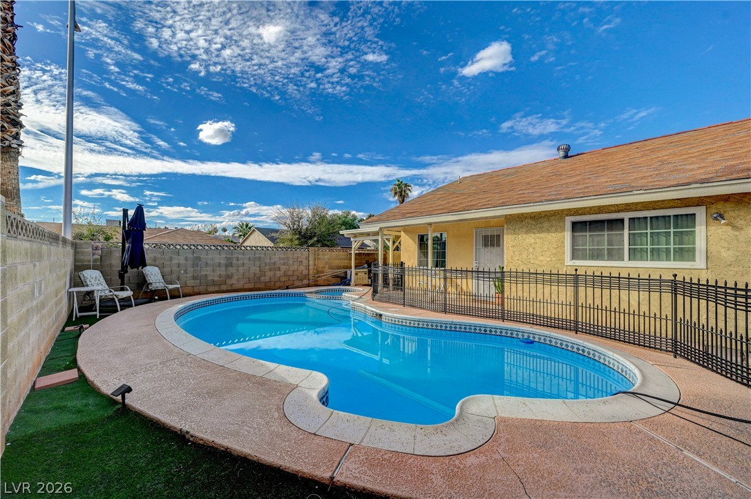 4445 Palencia Avenue Las Vegas NV 89121