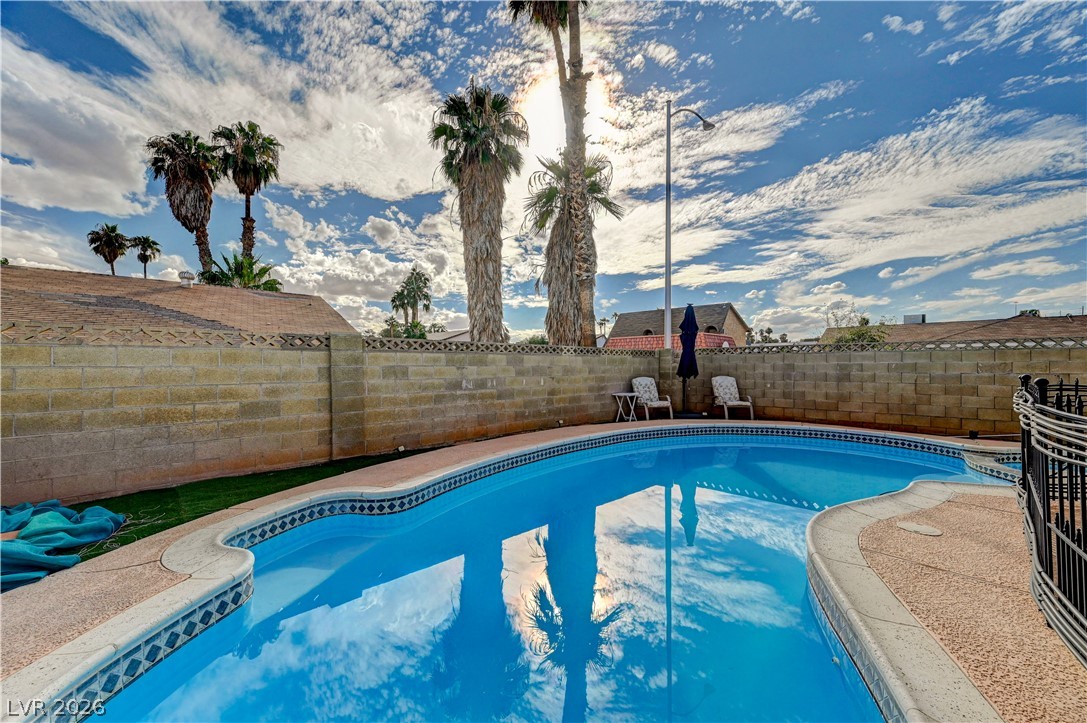 4445 Palencia Avenue Las Vegas NV 89121