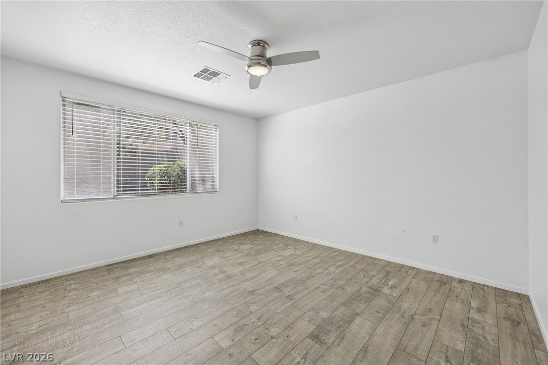 10669 Oak Crest Avenue Las Vegas NV 89144