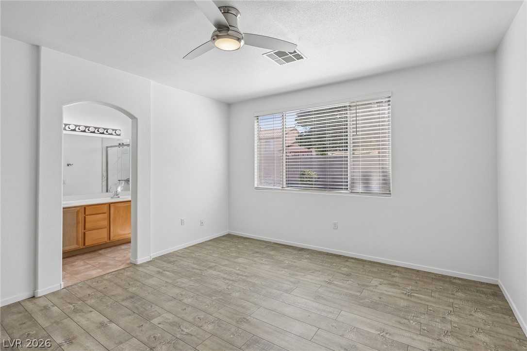 10669 Oak Crest Avenue Las Vegas NV 89144