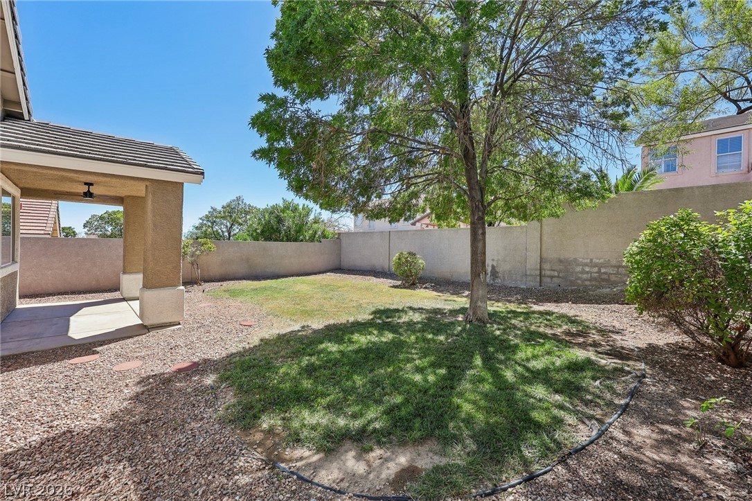 10669 Oak Crest Avenue Las Vegas NV 89144