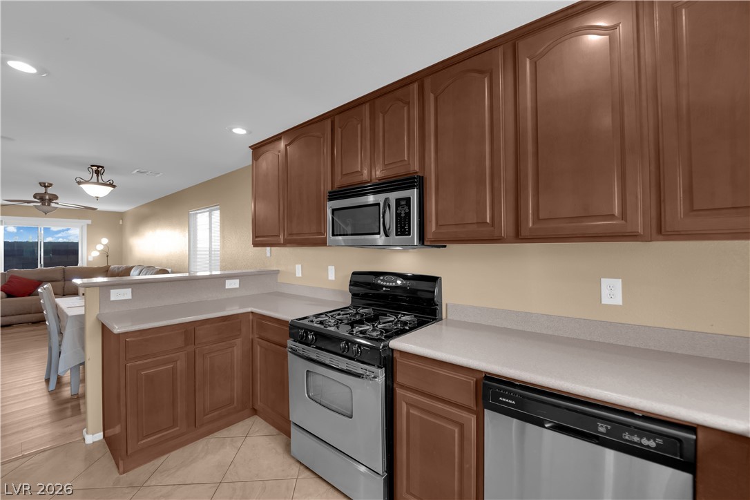 8246 Wuthering Heights Avenue Las Vegas NV 89113