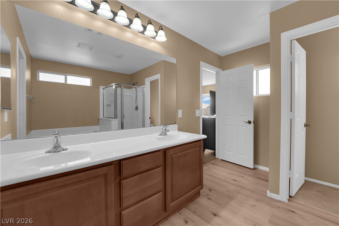 8246 Wuthering Heights Avenue Las Vegas NV 89113