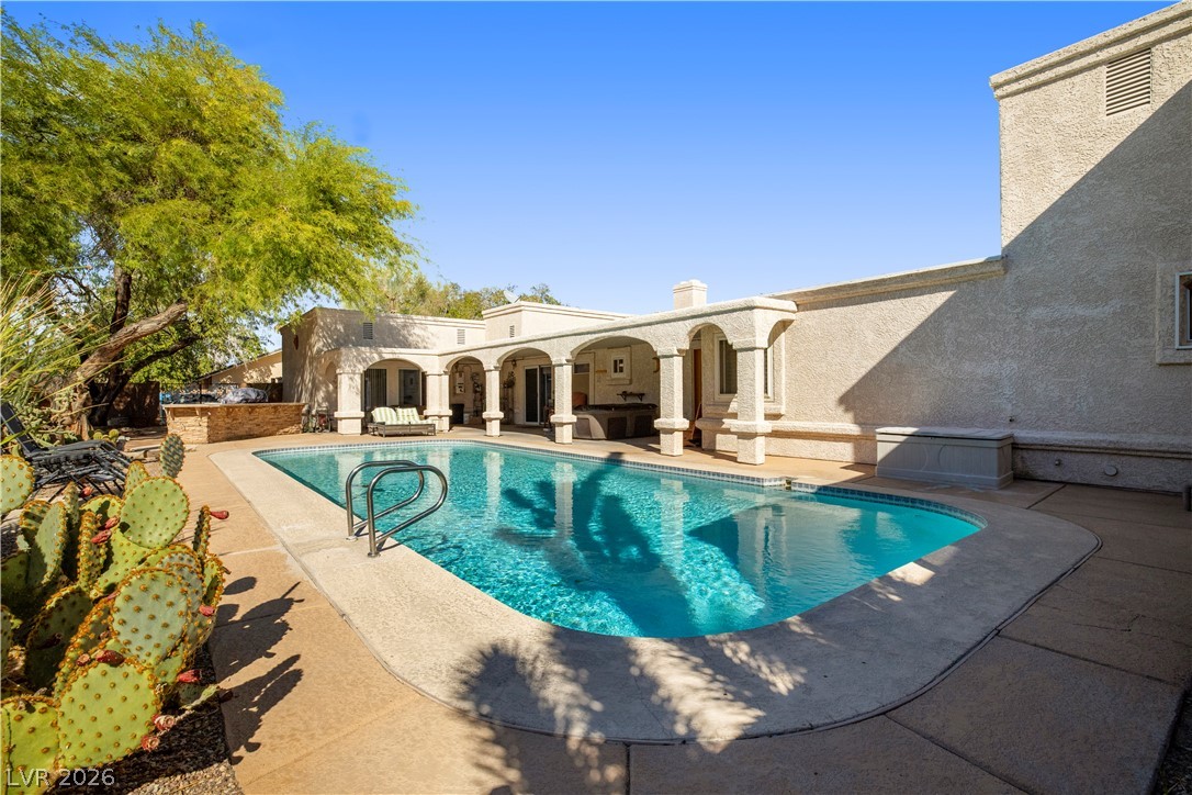 1823 Valley Drive Las Vegas NV 89108