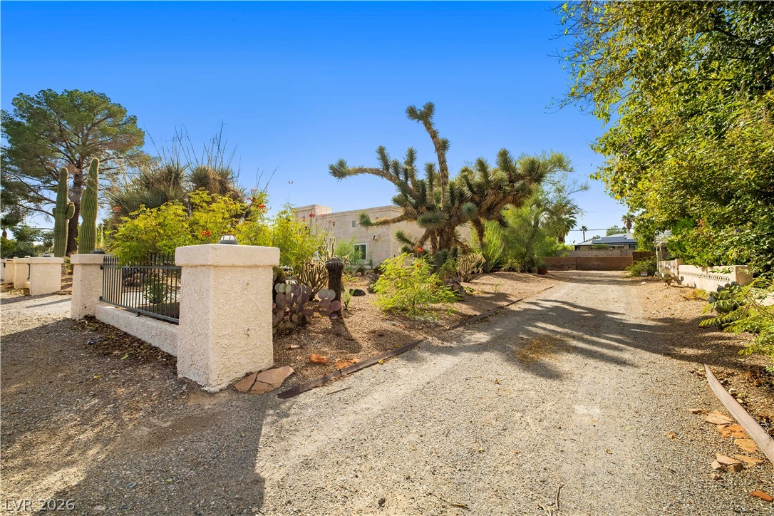 1823 Valley Drive Las Vegas NV 89108