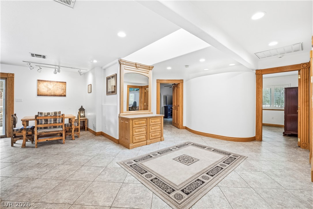 1823 Valley Drive Las Vegas NV 89108