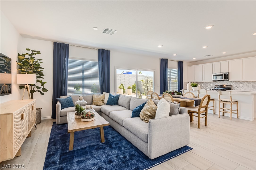 8358 Caldera Hills Avenue Las Vegas NV 89147