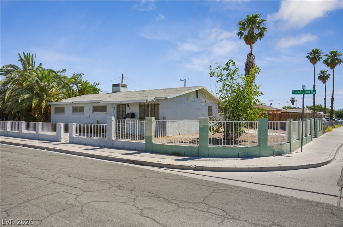 1212 Eleanor Avenue Las Vegas NV 89106