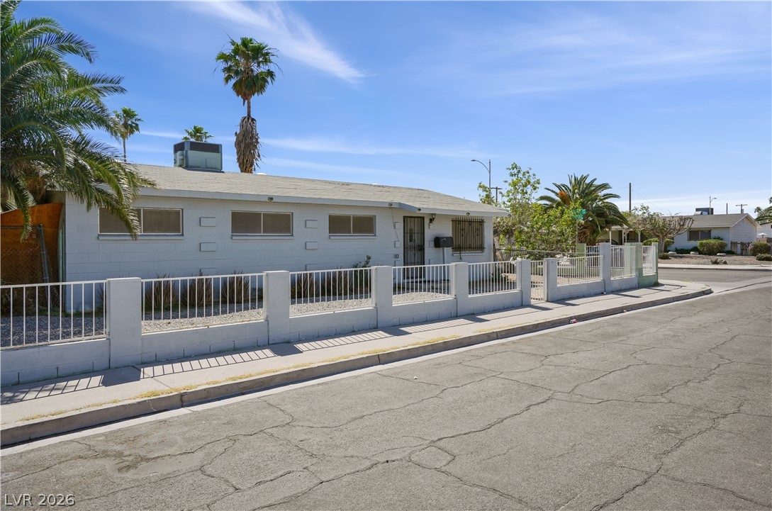1212 Eleanor Avenue Las Vegas NV 89106