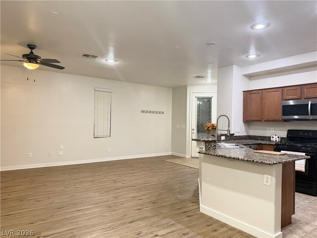 9723 Aleutian Street Las Vegas NV 89178