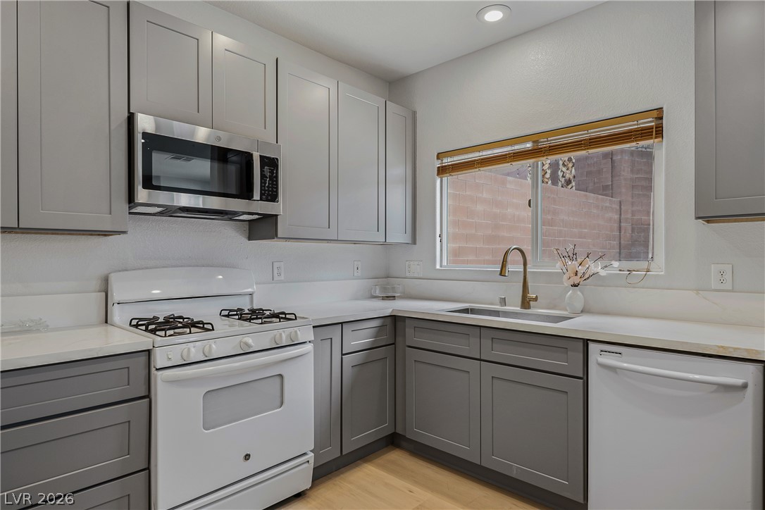 537 Lacabana Beach Drive Las Vegas NV 89138