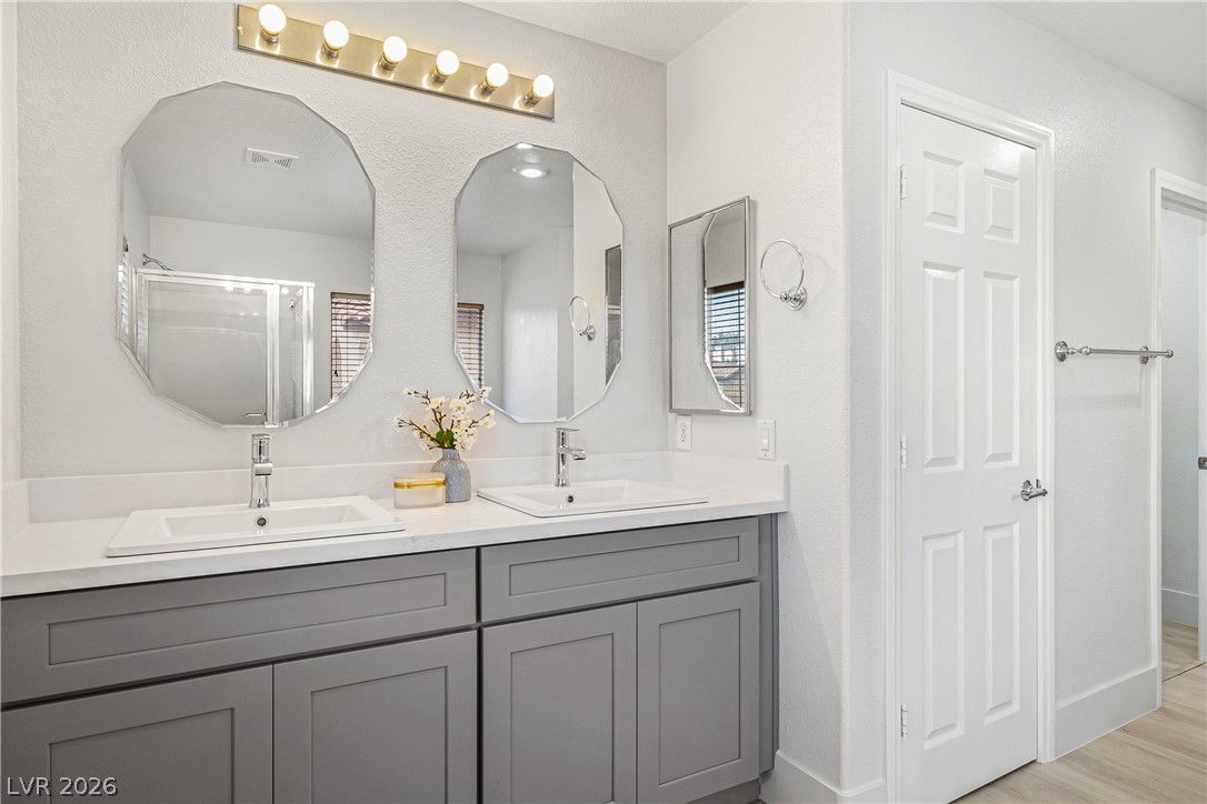 537 Lacabana Beach Drive Las Vegas NV 89138
