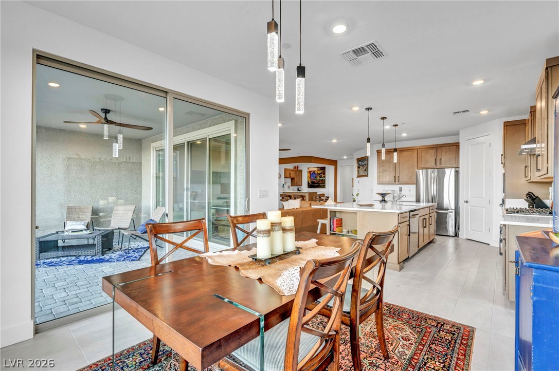 6424 Belgrossa Bend Street Las Vegas NV 89166