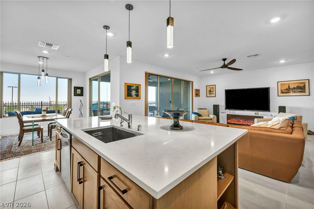 6424 Belgrossa Bend Street Las Vegas NV 89166