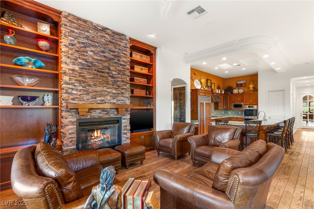 15 Knob Oak Drive Henderson NV 89052