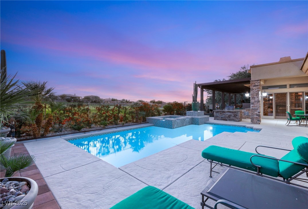 15 Knob Oak Drive Henderson NV 89052