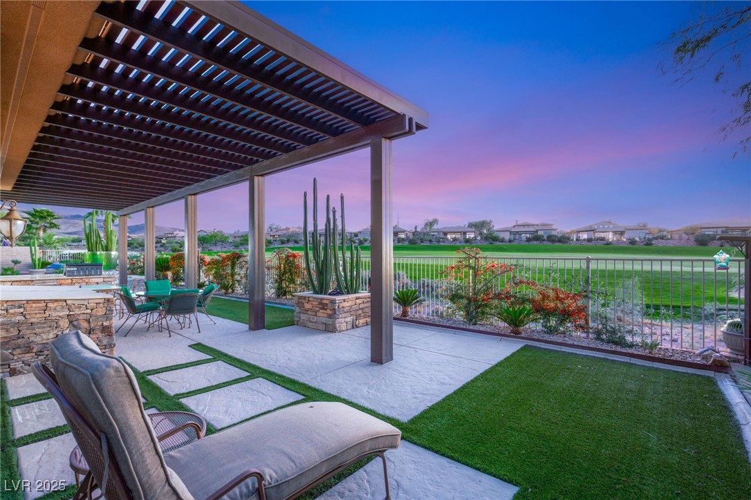 15 Knob Oak Drive Henderson NV 89052