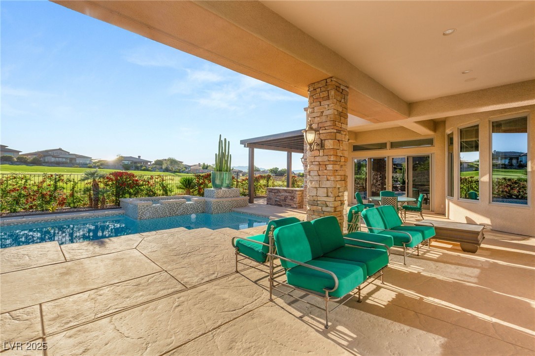 15 Knob Oak Drive Henderson NV 89052