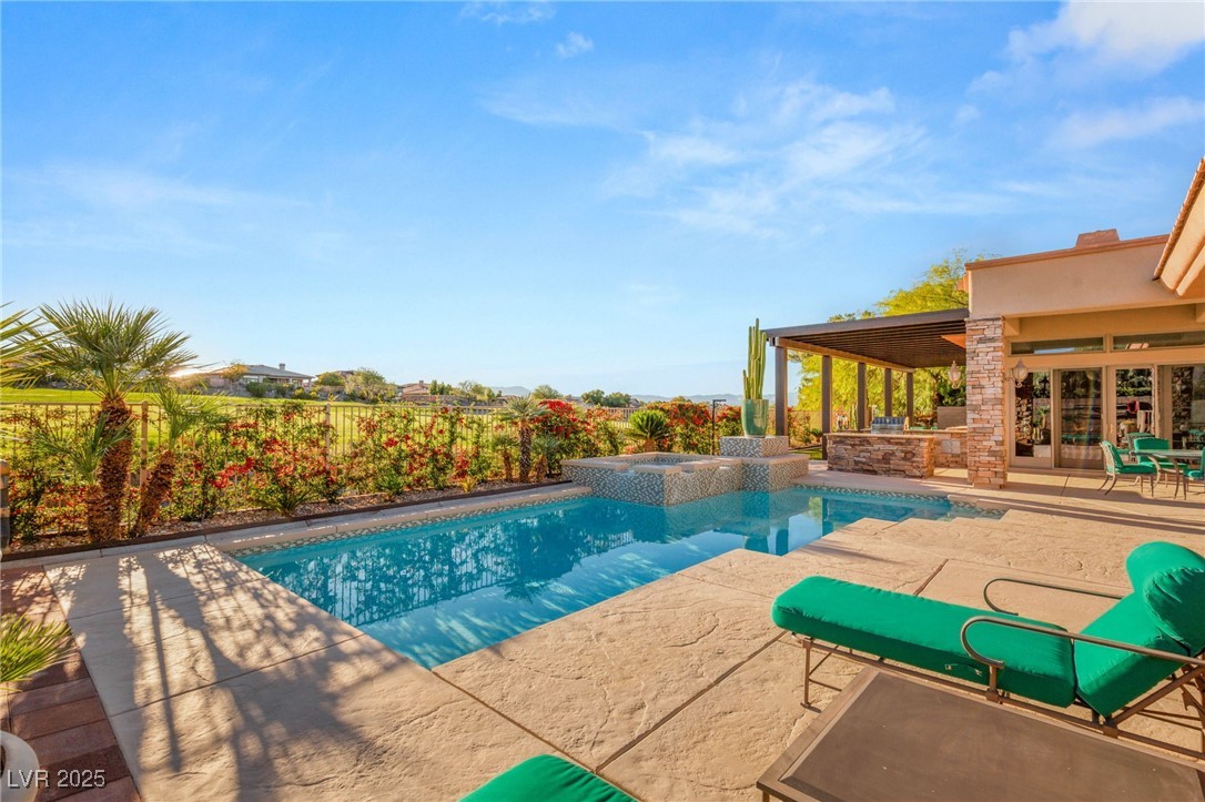 15 Knob Oak Drive Henderson NV 89052