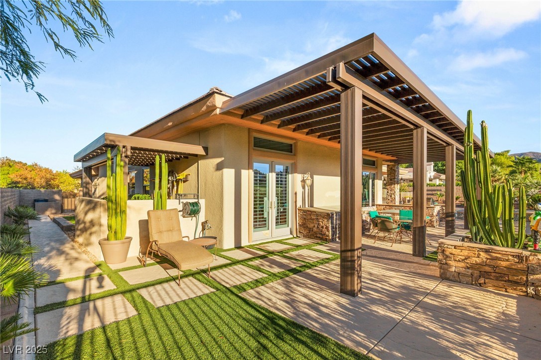 15 Knob Oak Drive Henderson NV 89052