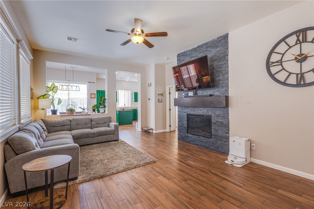 6816 Armistead Street Las Vegas NV 89149