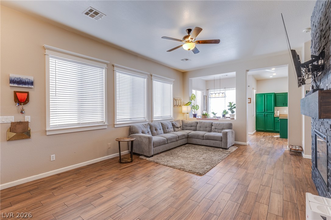 6816 Armistead Street Las Vegas NV 89149