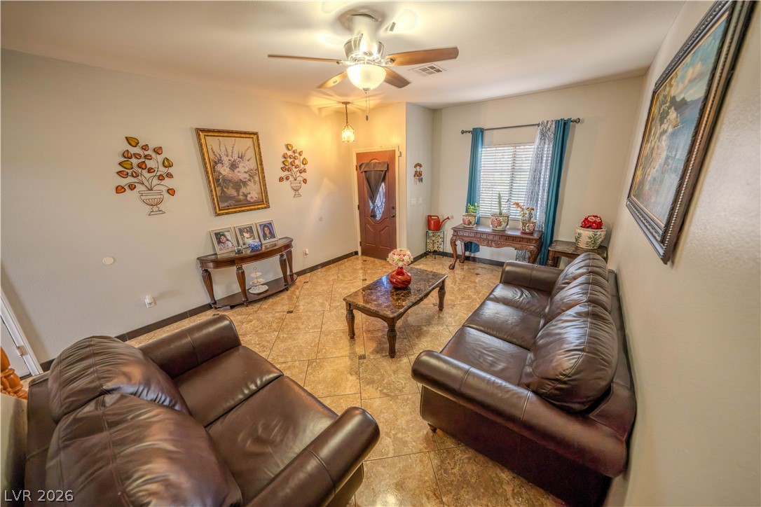 6074 Darnley Street North Las Vegas NV 89081