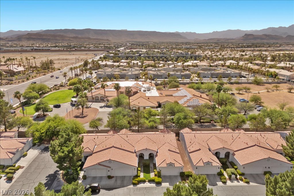 4865 Cliff Crest Street Las Vegas NV 89147