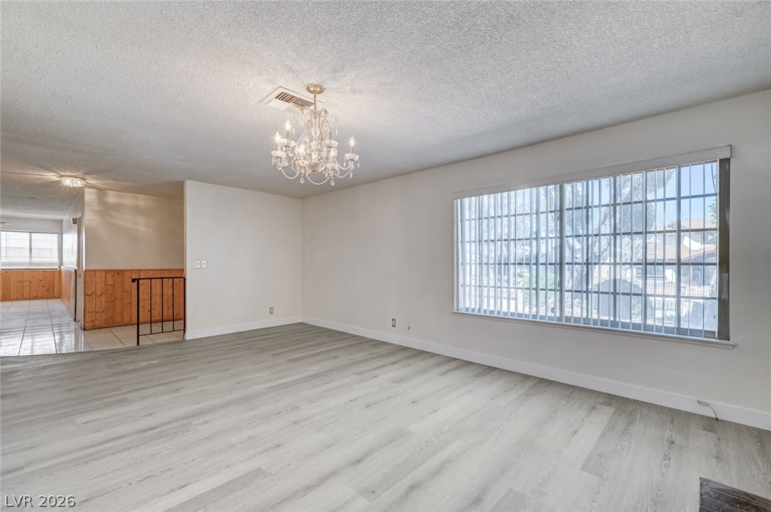 3573 Moraga Drive Las Vegas NV 89103