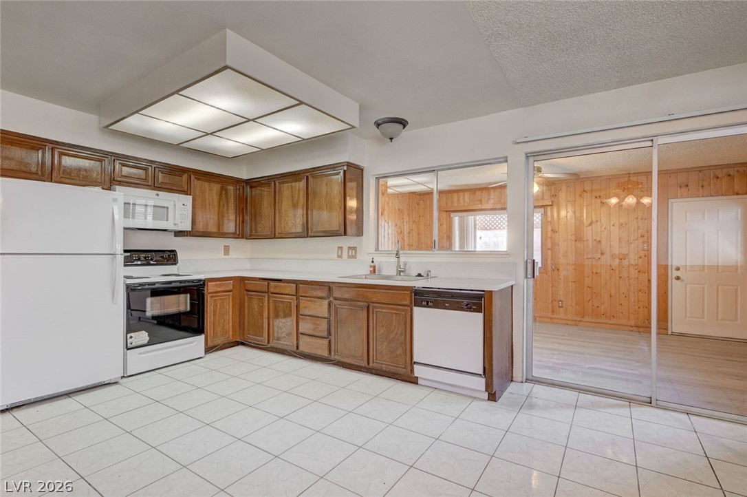 3573 Moraga Drive Las Vegas NV 89103