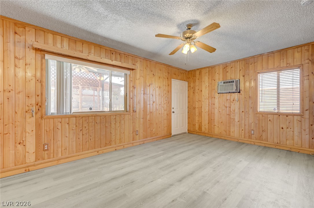 3573 Moraga Drive Las Vegas NV 89103