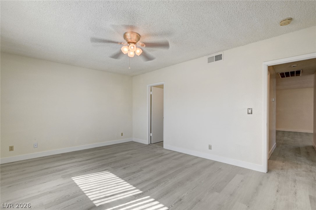 3573 Moraga Drive Las Vegas NV 89103