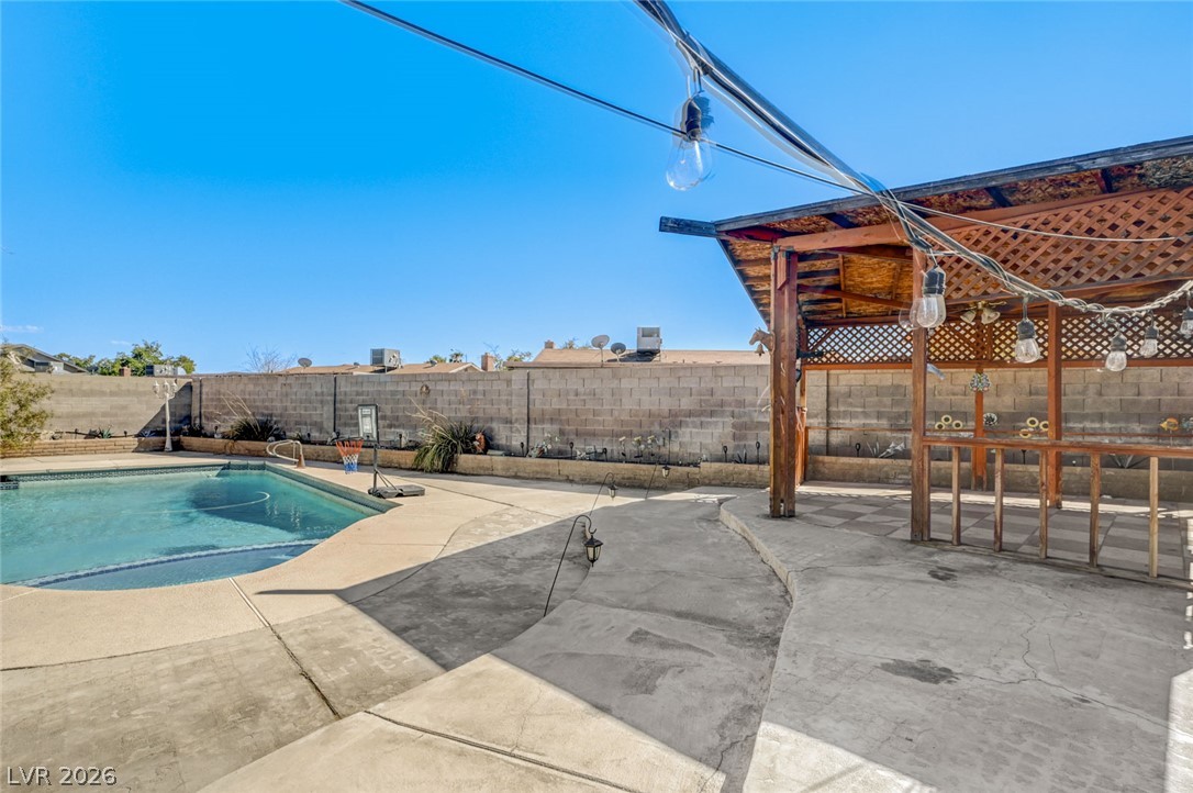 3573 Moraga Drive Las Vegas NV 89103