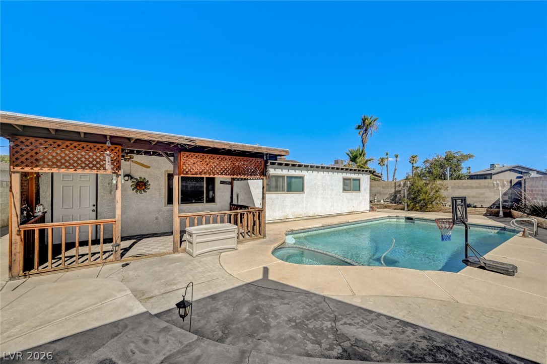 3573 Moraga Drive Las Vegas NV 89103